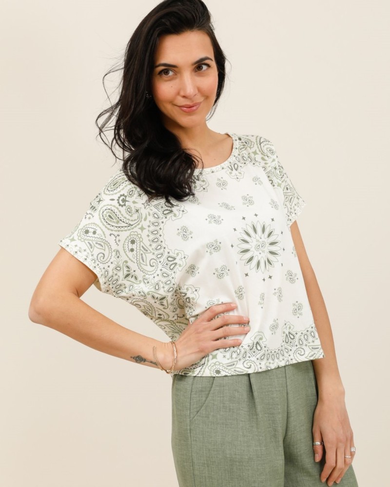 claire tee shirt