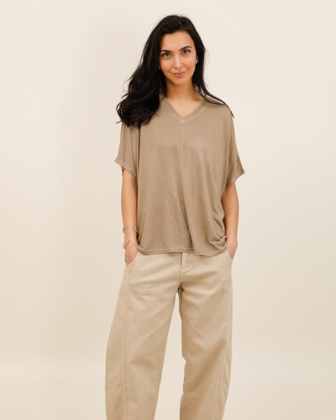 lisy tee shirt