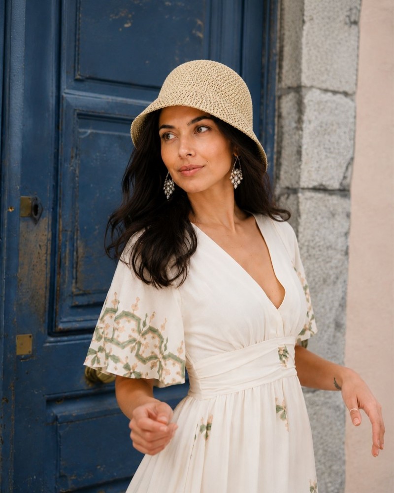 naum chapeau
