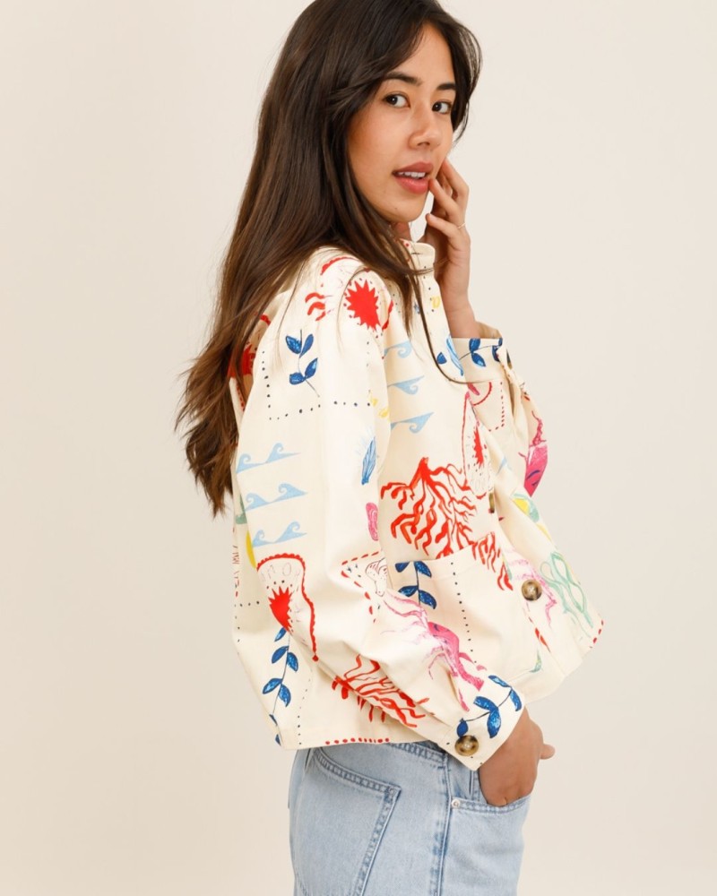 kurty veste