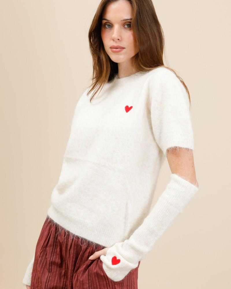 yonni pull mitene
