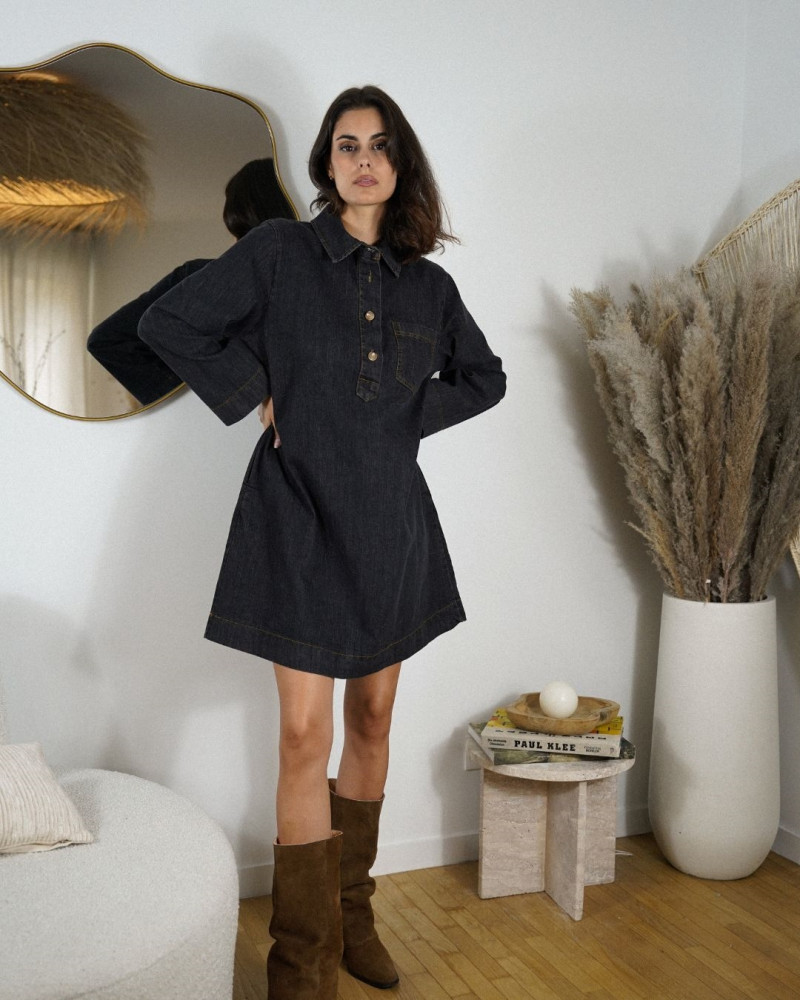ava robe