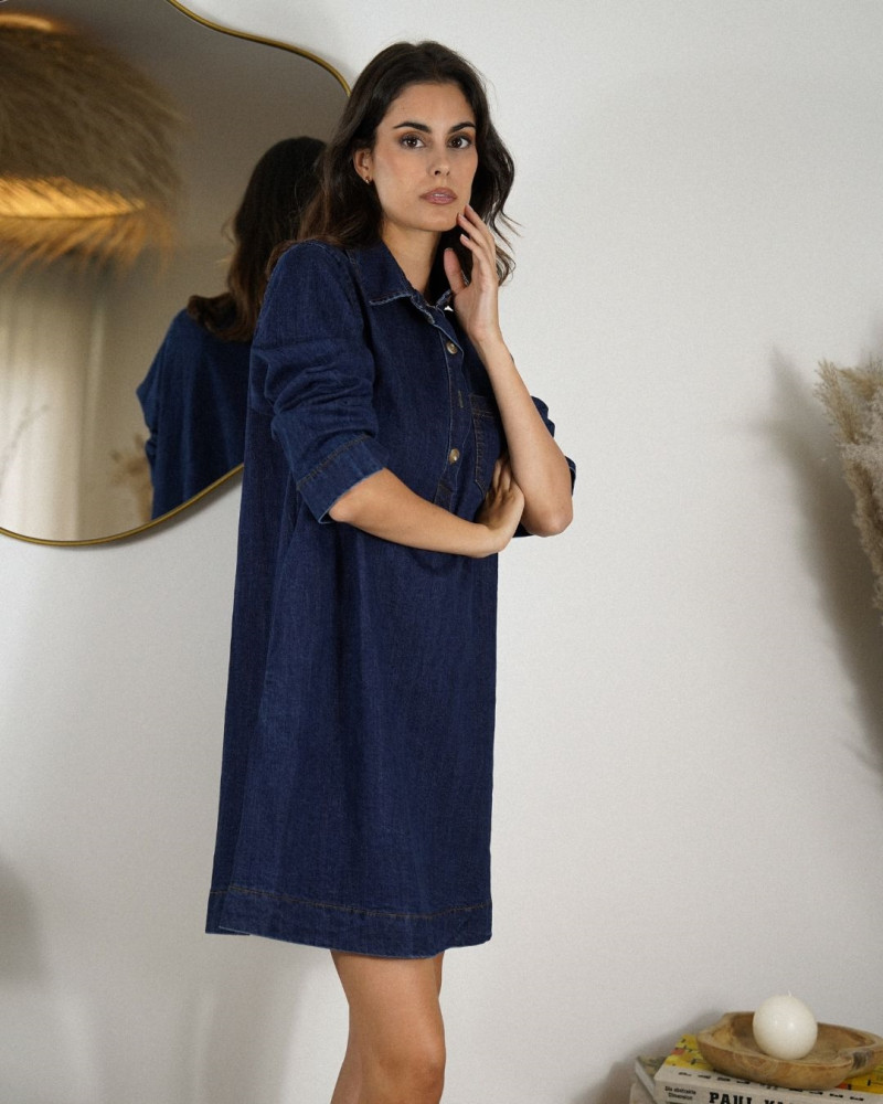 ava robe