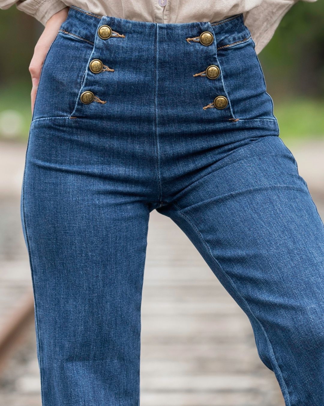 Jeans Femme Lestand – Taille 38 – Bleu Délavé – 95% Coton, 5% élasthanne – Coupe Droite – Occasion Bon état